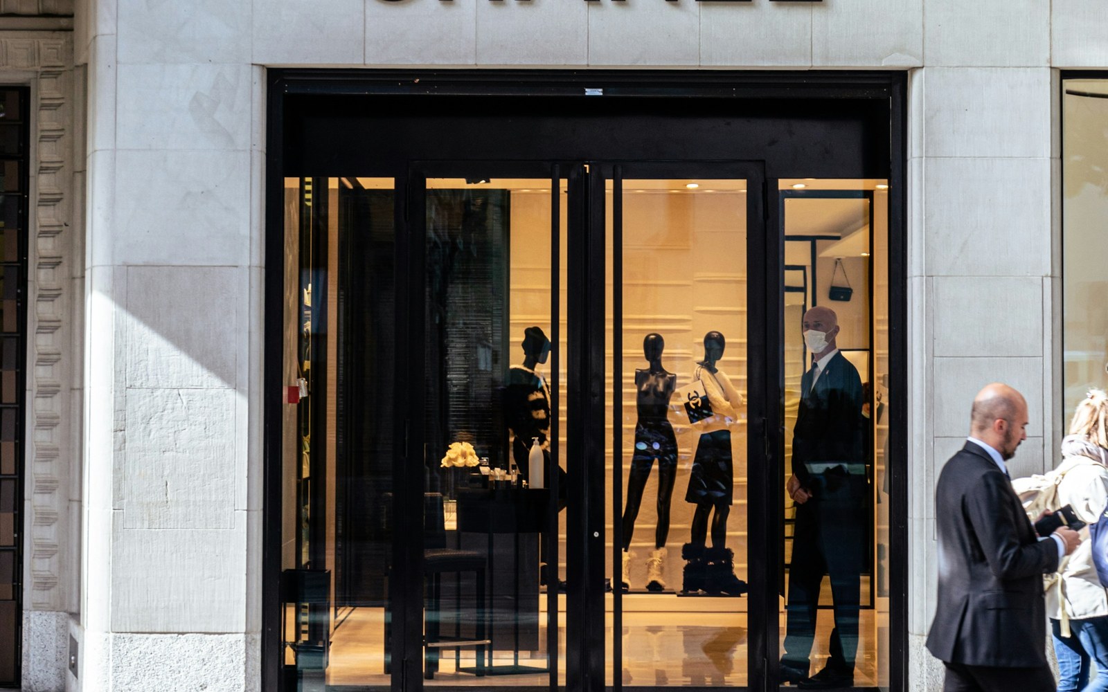 Zurich fashion scene luxury storefront on Bahnhofstrasse